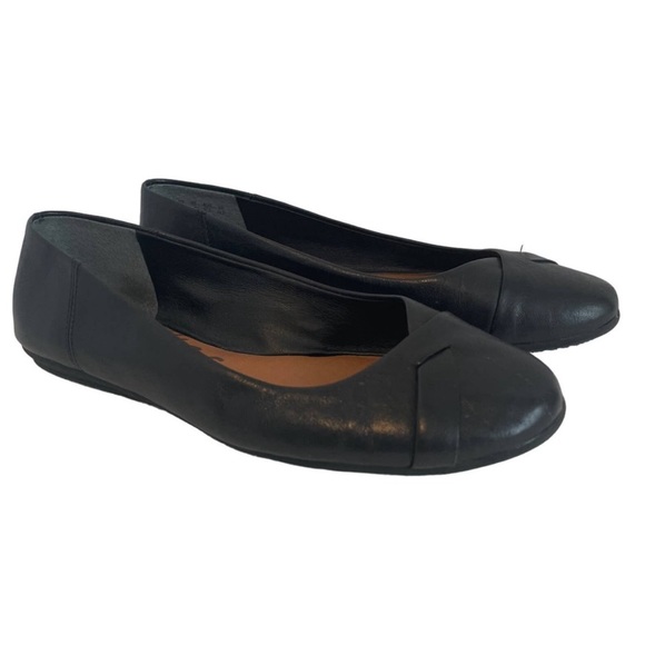 Zodiac Sadie 7.5 Black Leather Flat Shoes Slip On Woven Strap Work Casual Travel - Picture 2 of 12